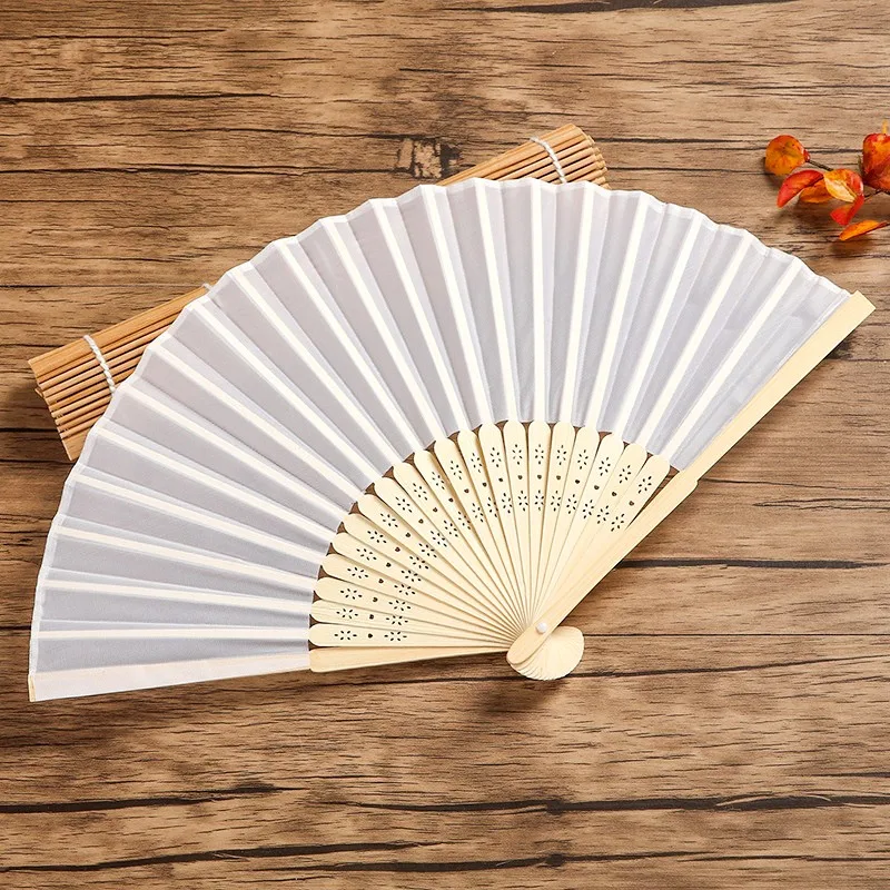 Folding Fan Fashionable Engraved Women Folding Elegant Silk Hand Fan with Gift Bag Wedding Mariage Festival Party Dance Props Tool 1Pc