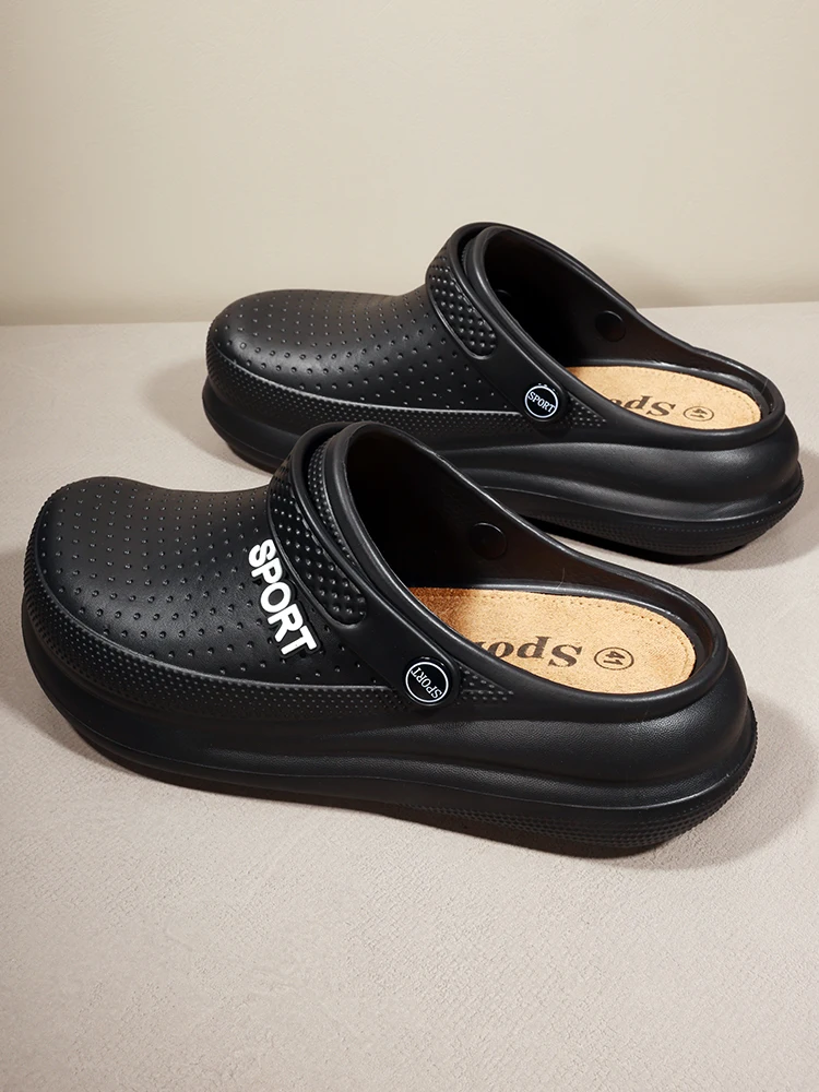 ثقب أحذية الرجال الصيف خفيفة الوزن إيفا الاتجاه المنزل الصنادل قباقيب أحذية الرجال باوتو النعال في الهواء الطلق الصنادل المريحة حجم 39-45