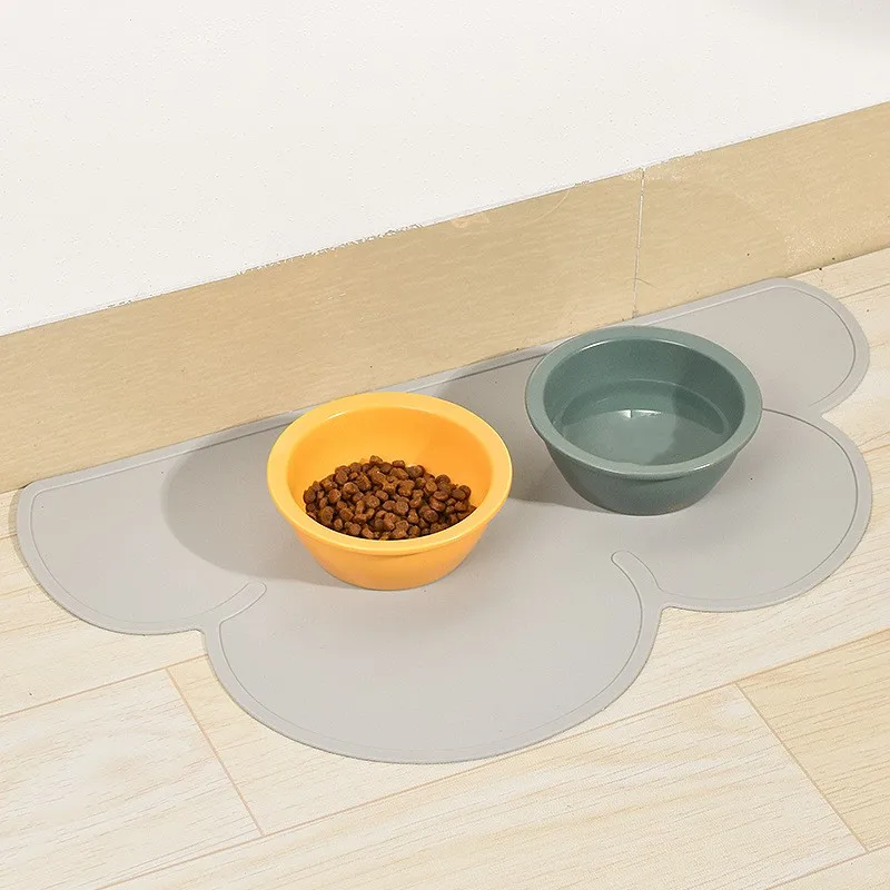 Pet-Silicone-Food-Mat-Portable-Waterproof-Leak-Proof-Non-Slip-Feeding-Mats-Bowl-Pad-Cushion-for.jpg