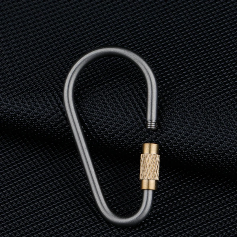 Outdoor Camping Titanium Alloy Carabiner Brass Locking Hook with Loop for Keys Backpacks Simple D-Rings