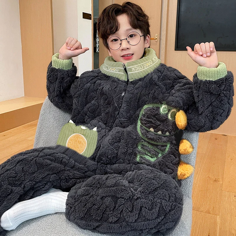 Зимняя теплая детская пижама с