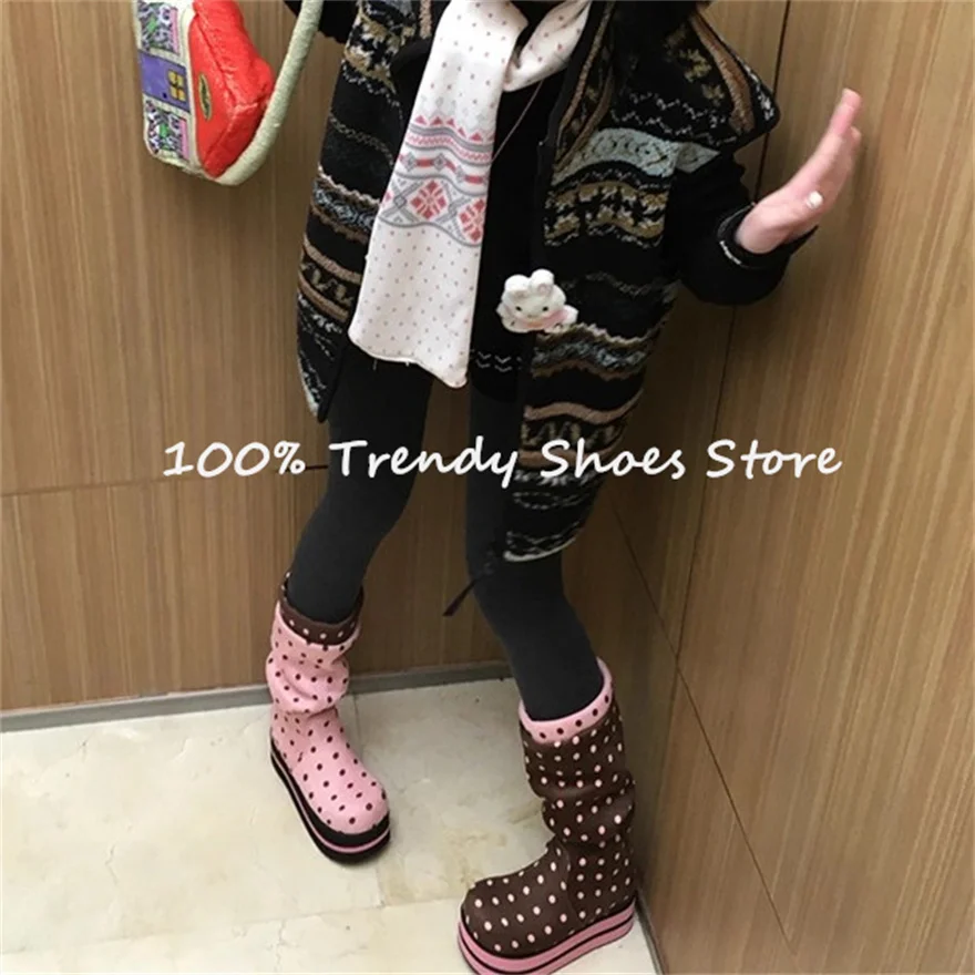 Polka dot chunky long boots detail