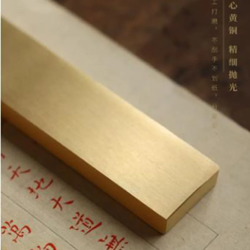 창의적인 황동 페이퍼웨이트와 펜꽂이 2-in-1, 캘리그라피 데스크 웨이트 아트 브러쉬 홀더, 가정 및 사무실용 금속 북엔드