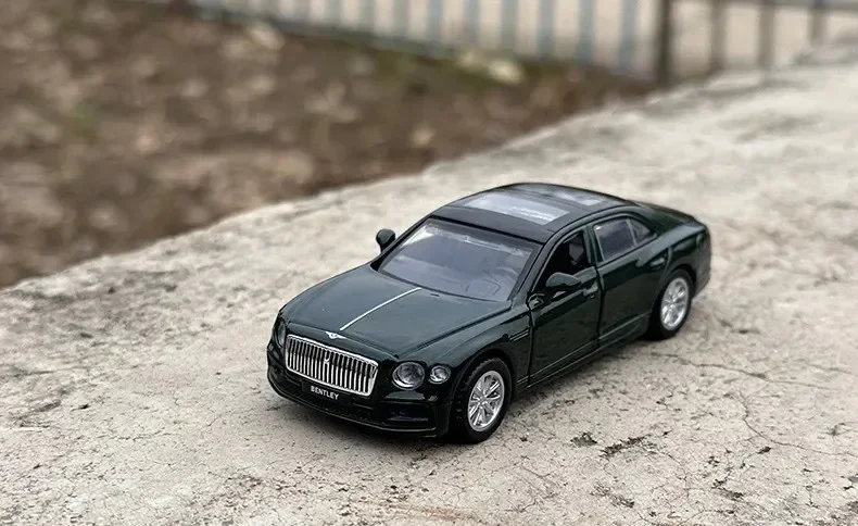 1:47 Bentley Flying Spur Alloy Car Diecast Toy Vehicle Car