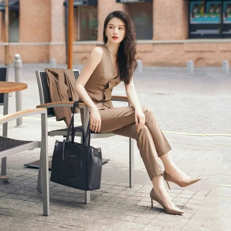 Brown Women's 3 Piece Suit Set with Blazer Vest Pants - Slim Fit Peak Lapel Office Workwear Formal Wedding Business Clothing