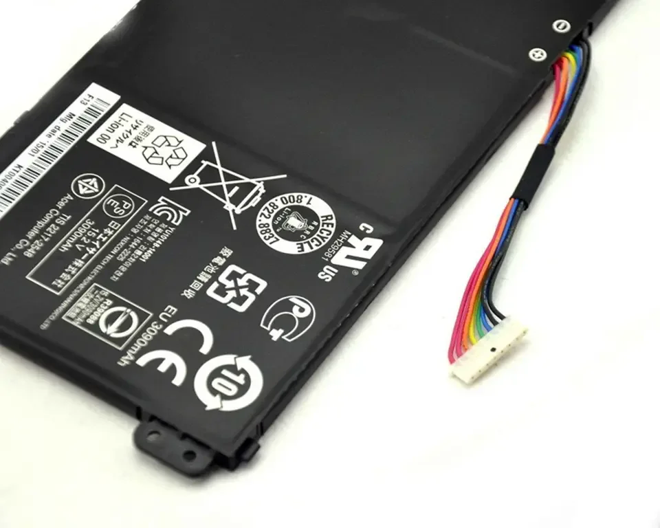 Genuine Wholesale 48Wh 15.2V Battery AC14B8K AC14B3K Battery Lithium ion For Acer Aspire V3-371 V3-331 V5-122 ES1-511 Battery