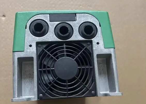 

SE 2D200220 SE3.5M/TL инвертор, 2.2квт 220 В