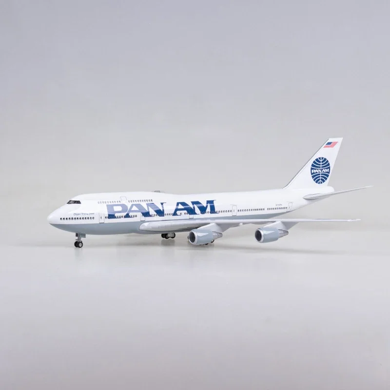 Amazon.co.jp: 航空機 1/150 スケール 47 センチメートル飛行機