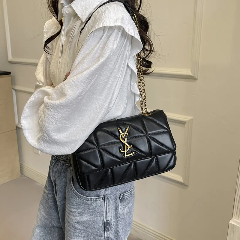 New Rhombic Chain Female Bag Versatile One-shoulder Small Square Bag Crossbody For Women High-end Grid Texture Chain Bag 3