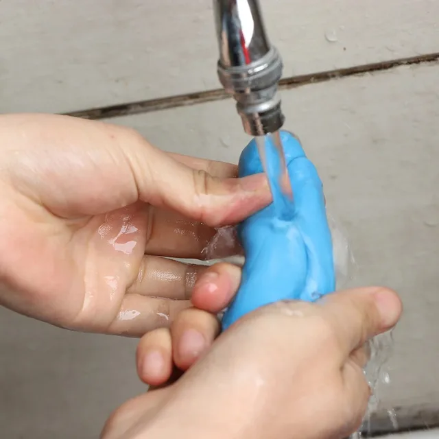 Car Detailing Clay Bar 4