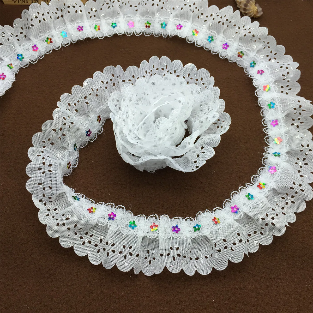 

Hot 1/3/5 yards 2-Layer White Beautiful sequined Trim Gathered organza Lace DIY