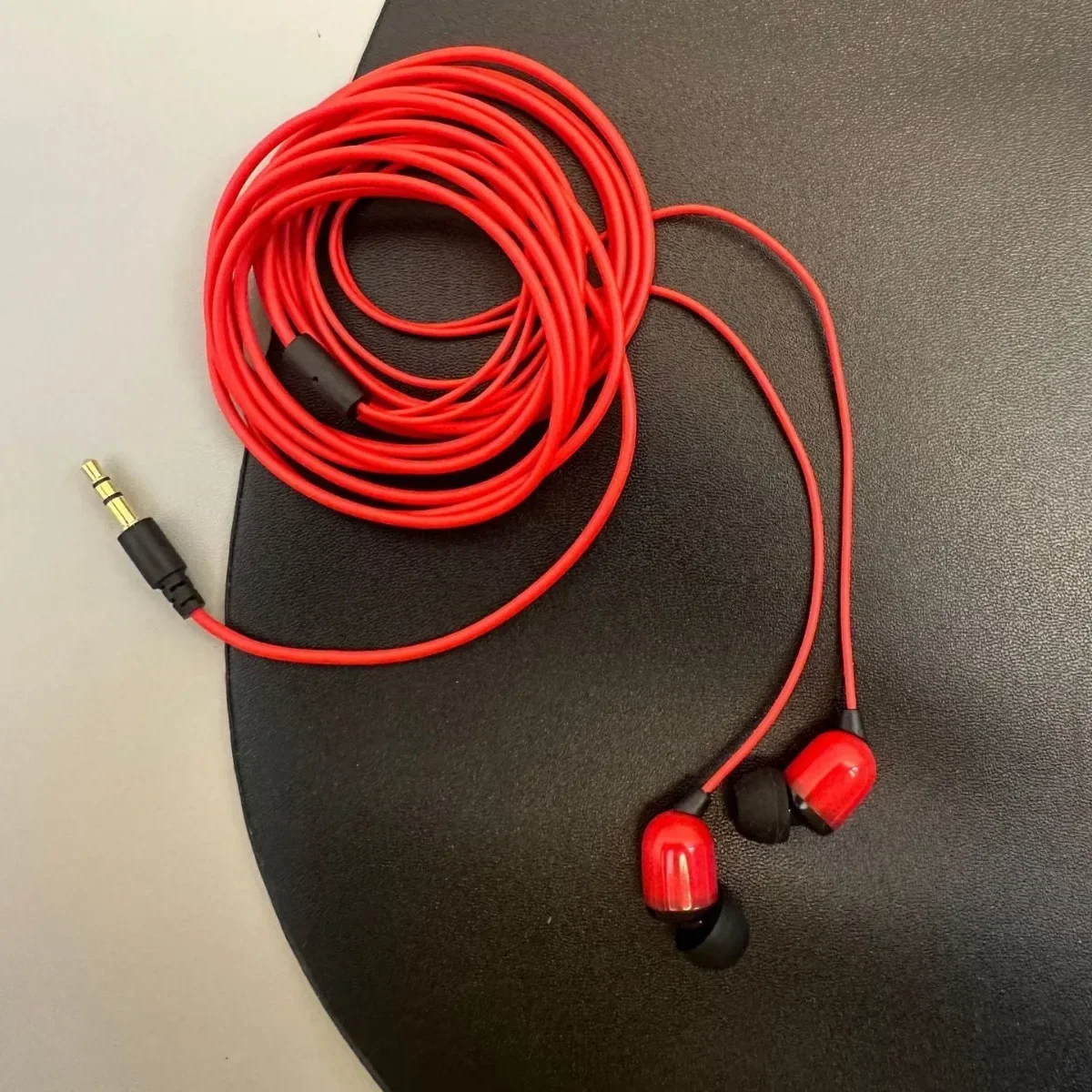 Wired Live Broadcast Live In Ear Headset 3 Meters Long for Computer Laptop Phone With Microphone Dedicated Sound Card Headphones