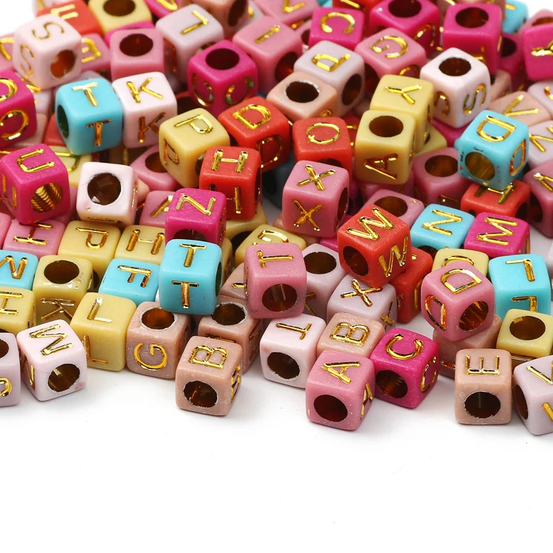 thumbnail image 1 of 100-500 piezas de cuentas acrílicas con letras mixtas cuadradas blancas y negras, cuentas espaciadoras sueltas con forma de cubo y alfabeto para hacer joyas, accesorios de bricolaje, 1 of 5