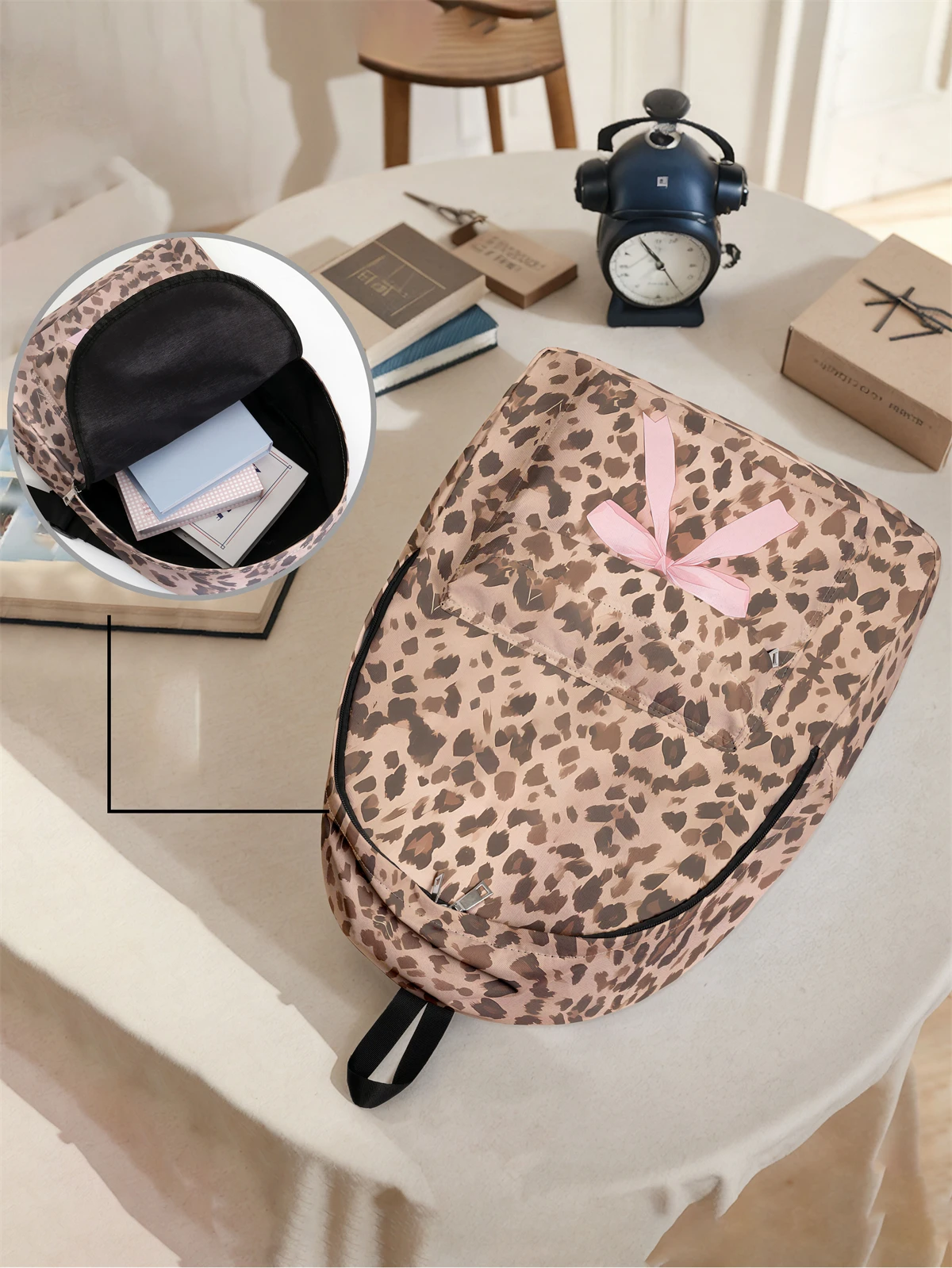Leopard print bow pattern backpack, new model for 2025, casual travel backpack, lightweight and simple casual travel backpack