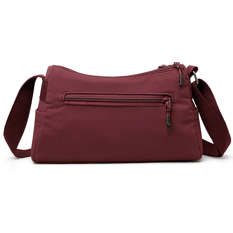 Ladies' vintage messenger bag with zipper closure, suitable for daily commuting and casual outings