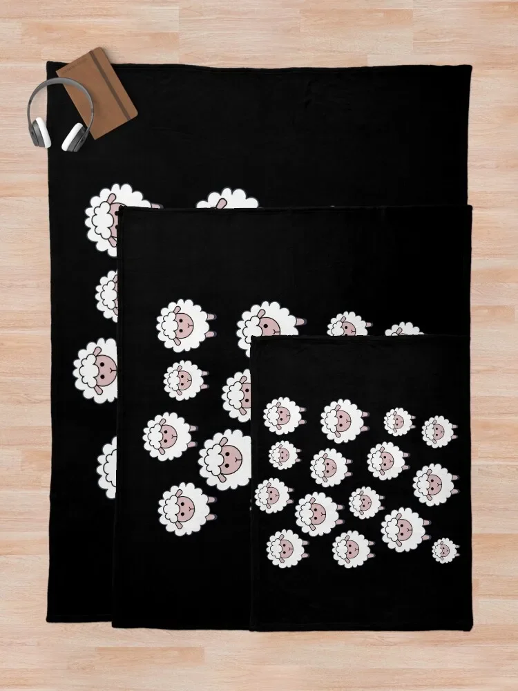 ������ �ܿ� ķ�� ��� ������, ū �� ��, ��������� �� ��