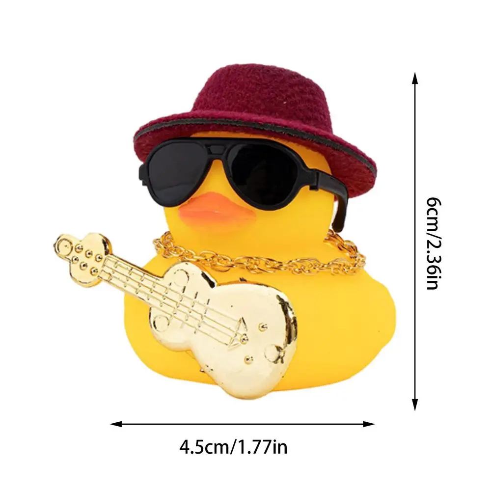 thumbnail image 1 of Pato de goma para salpicadero de coche, decoración con chirriante, patito amarillo con sombrero, adornos, accesorios para automóviles, 1 of 5