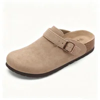 Evshine Sabots et mules unisexe en cuir véritable pour femmes et hommes, à enfiler, avec sangle réglable, soutien de la voûte plantaire et semelle intérieure en liège 2