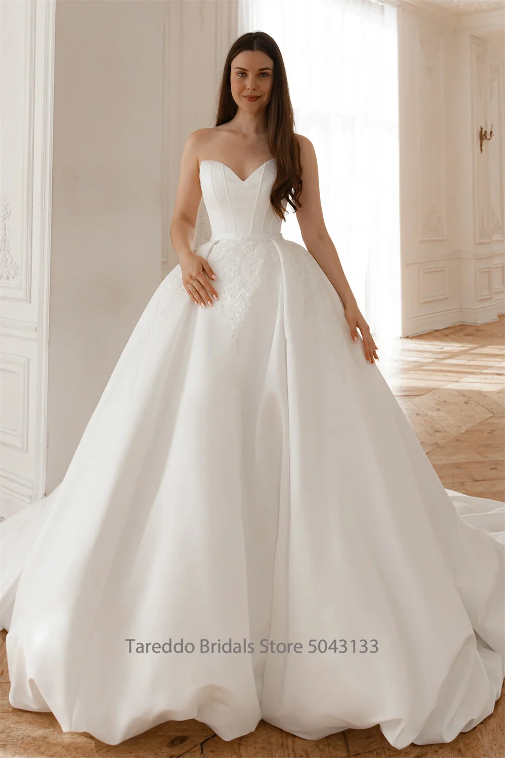 Customized Luxury 2 in 1 Bridal Dress Two Pieces Wedding Gown with Detachable Skirt Matte Satin Material Chapel Train Design