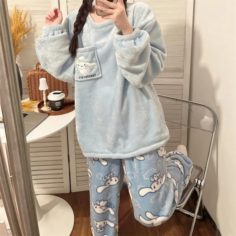 

New Kawaii Sanrio Kuromi My Melody Cinnamoroll Kitty Coral Velvet Pajamas Women's Autumn and Winter Flannel Housewear Suit
