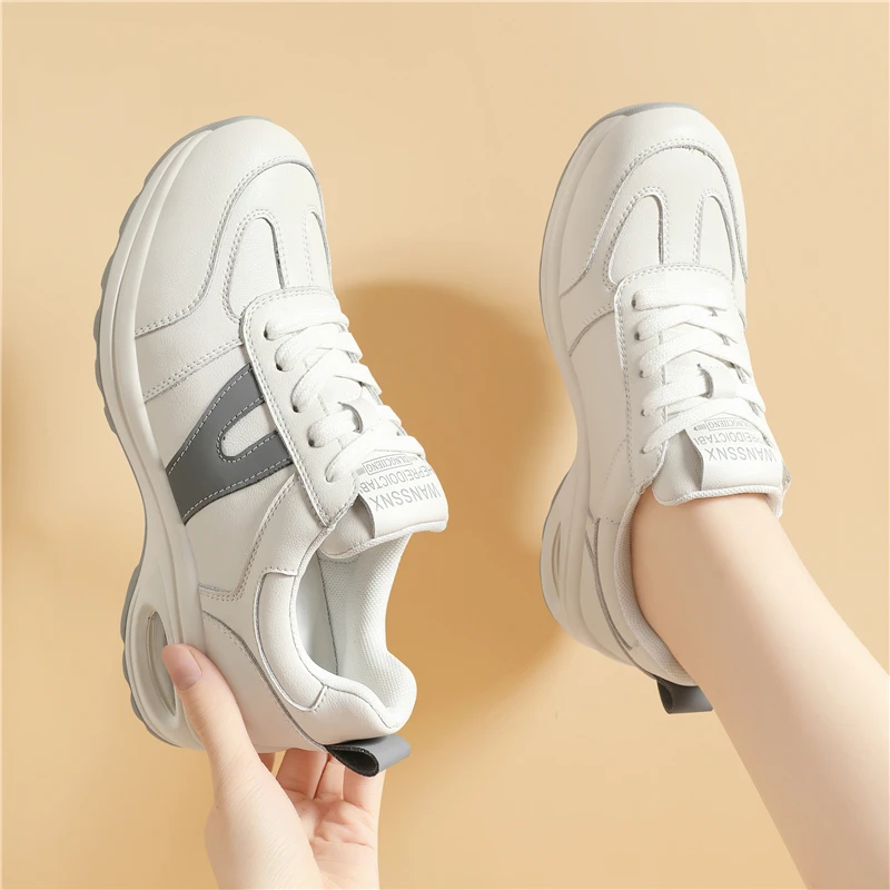 2025 New Running Shoes for Women Breathable Sneakers Wear Resistant Antiskid Sport Lightweight Female Walking Shoes Outdoor 3