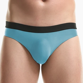 Slip ultrasottili traspiranti senza cuciture in seta ghiacciata da uomo, biancheria intima estiva fresca, morbida e confortevole per ragazzi 1