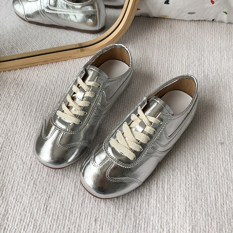 

Spring Autumn Designer New Casual Sneakers for Women Leather Fashion Retro Soft Sole Outdoor Ladies Luxury Shoes Zapatos Mujer
