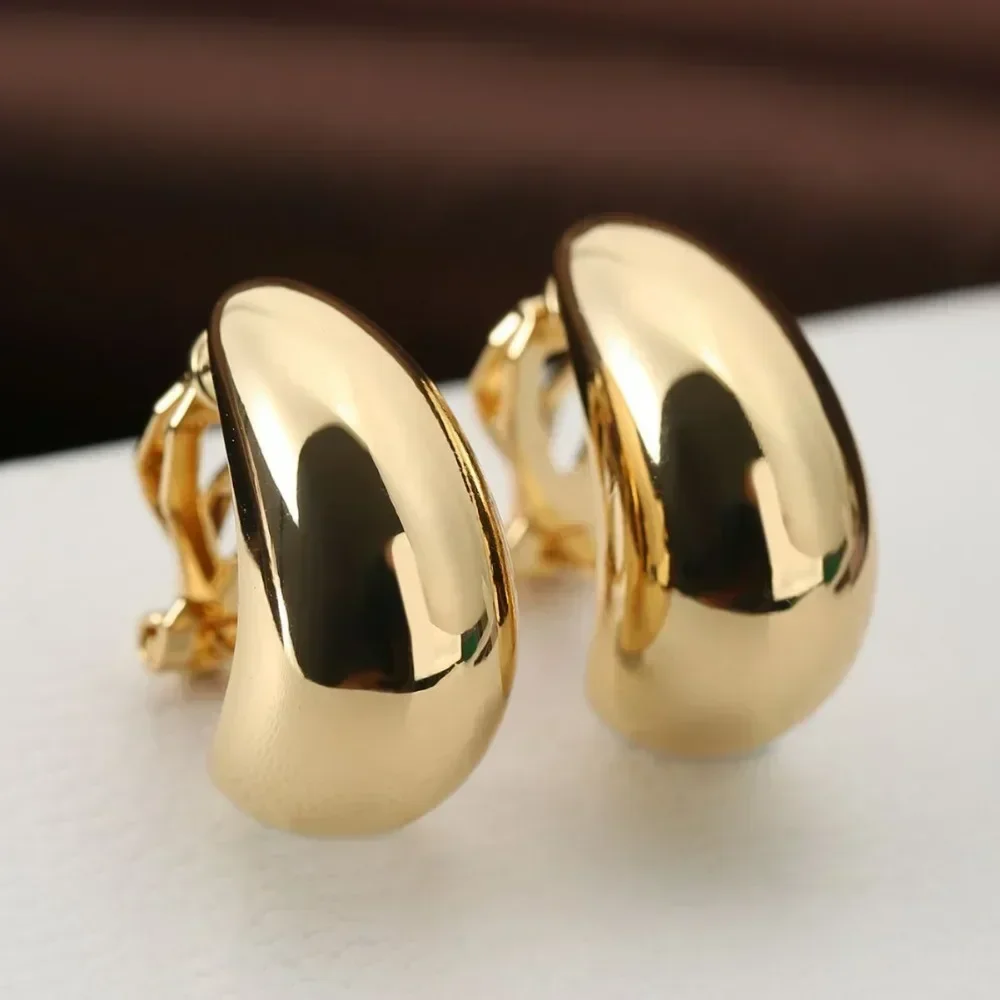 Ear Clip French Light Luxury Droplet Shaped No Ear Holes High Grade Simple and Smooth Female Earrings Accessories