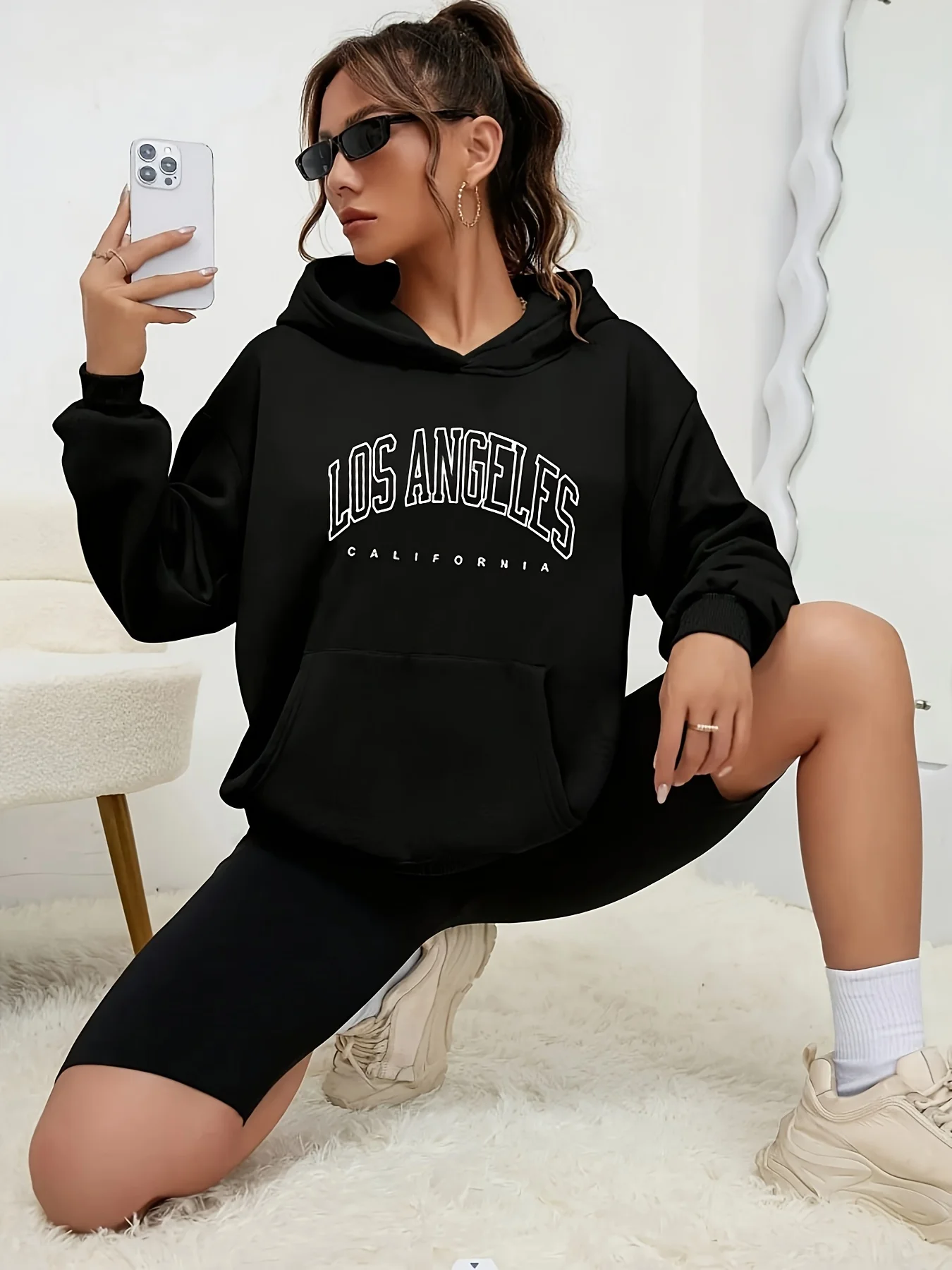 Capucha De Mujeres Con Diseño Auténtico Estilo Urbano