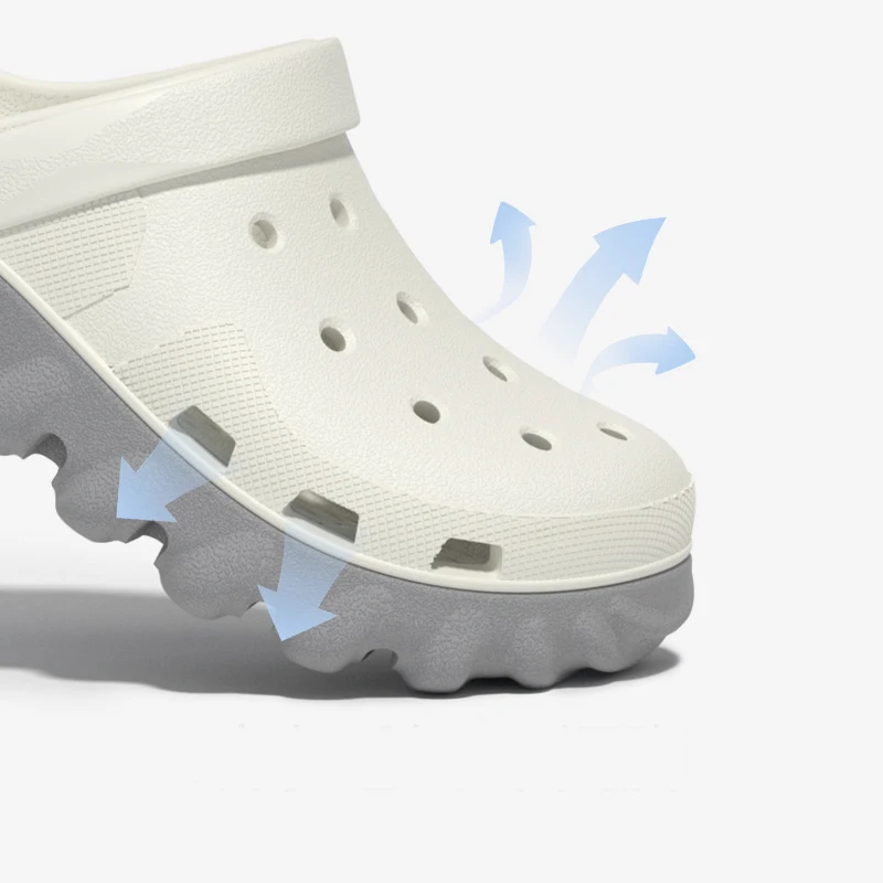 2024 New Summer Men's Garden Shoes Indoor Soft Bottom Bathroom Slippers Outdoor Waterproof Non-slip Breathable Beach Sandals