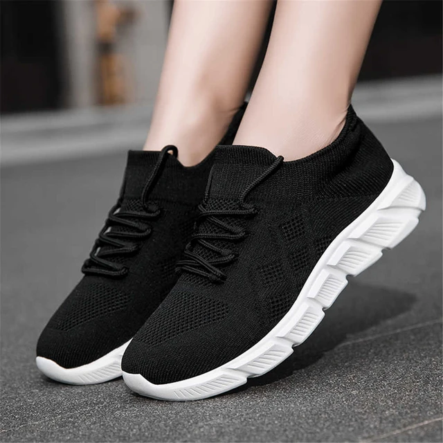 Pilates Shoes Fitness Women Yoga Shoes Cross Training Shoe Ladies Yoga  Socks Flat Gym Sneakers Ballet Kids Trainers Dancing Girl (Color : Black,  Size : 35 36): Buy Online at Best Price