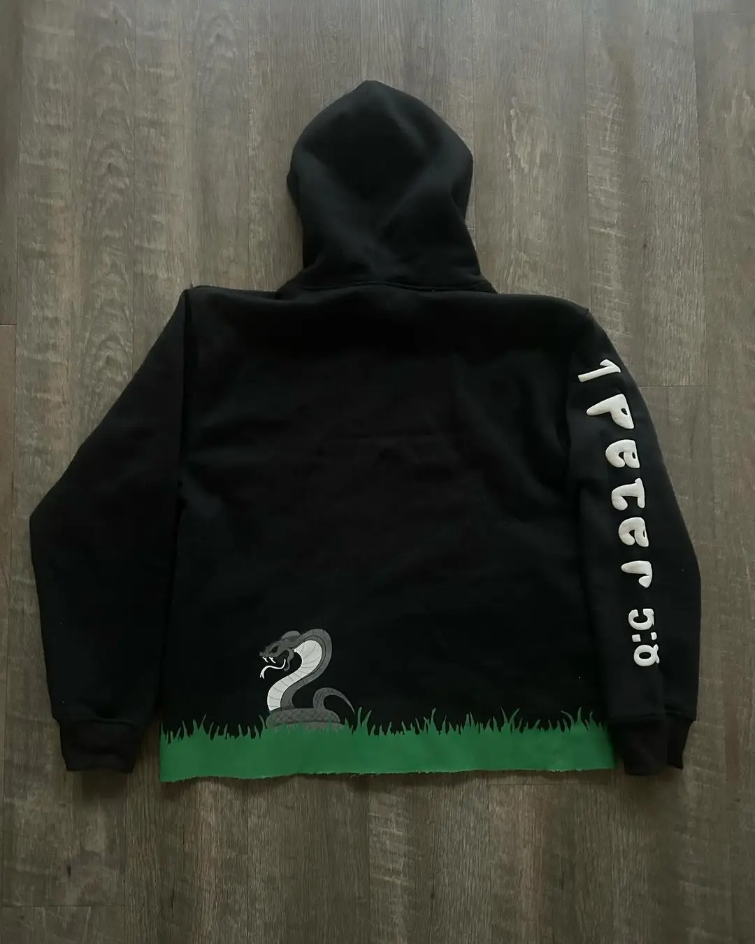 Übergroßes Sweatshirt mit 3D-Buchstaben, Unisex - True Deals Club