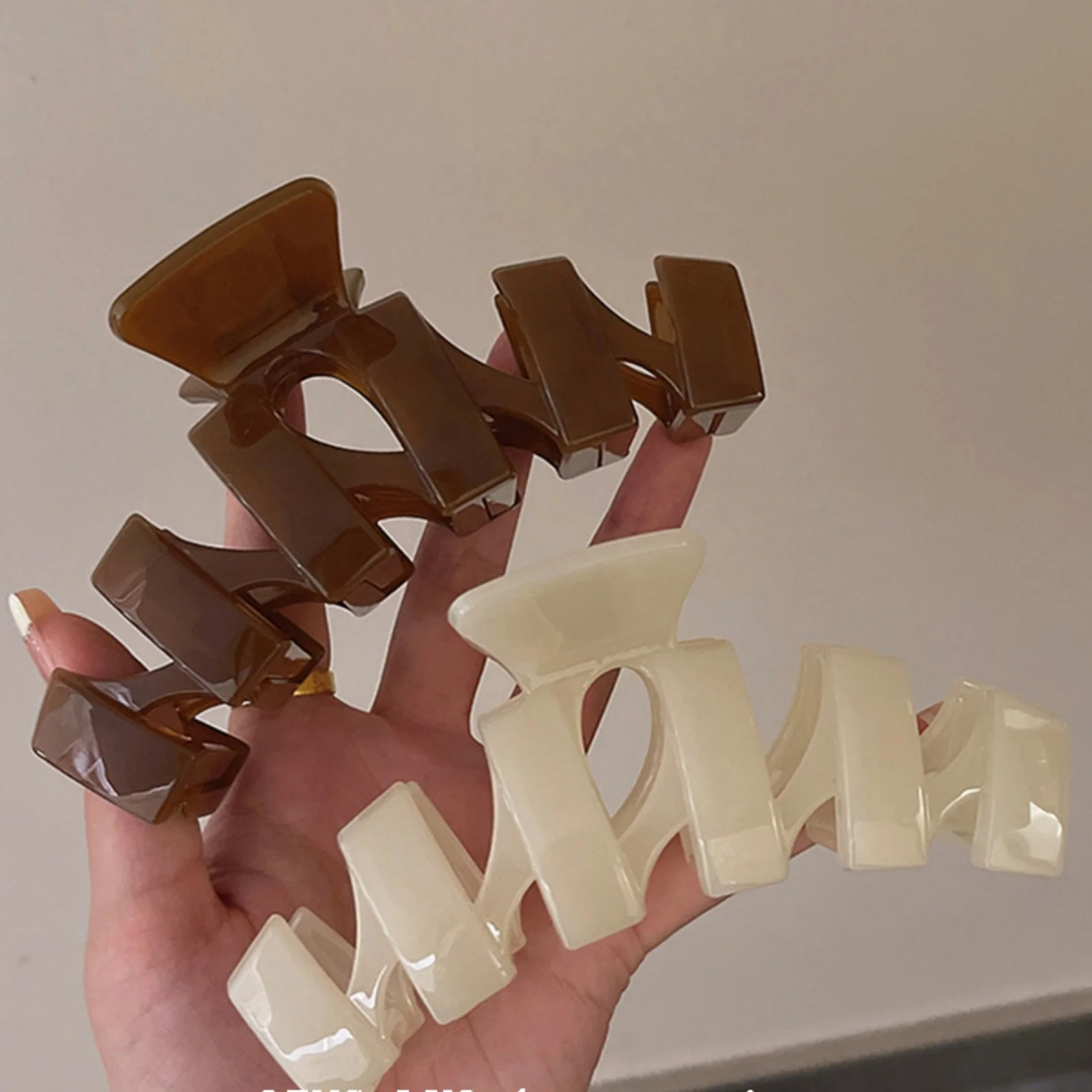 1PC Women's Hair Claws: Chic Black, White & Brown Designs, Strong Hold for All Hair Types, Great for Any Hairstyle