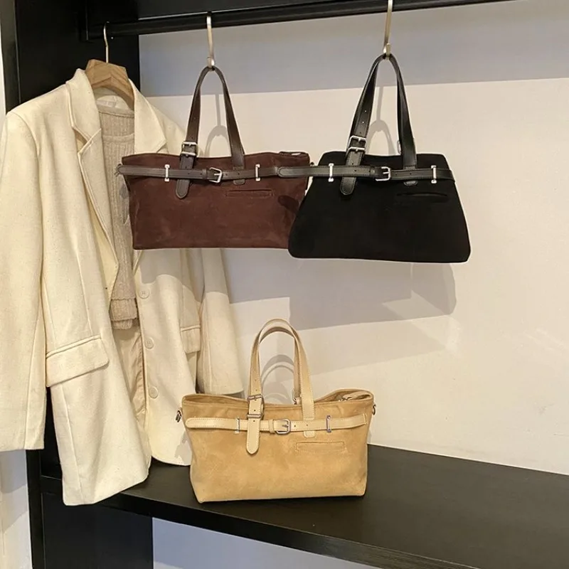 Elegant Designer Luxury Leather Tote - Minimalist Fashionable Diaper & Shopper Bag