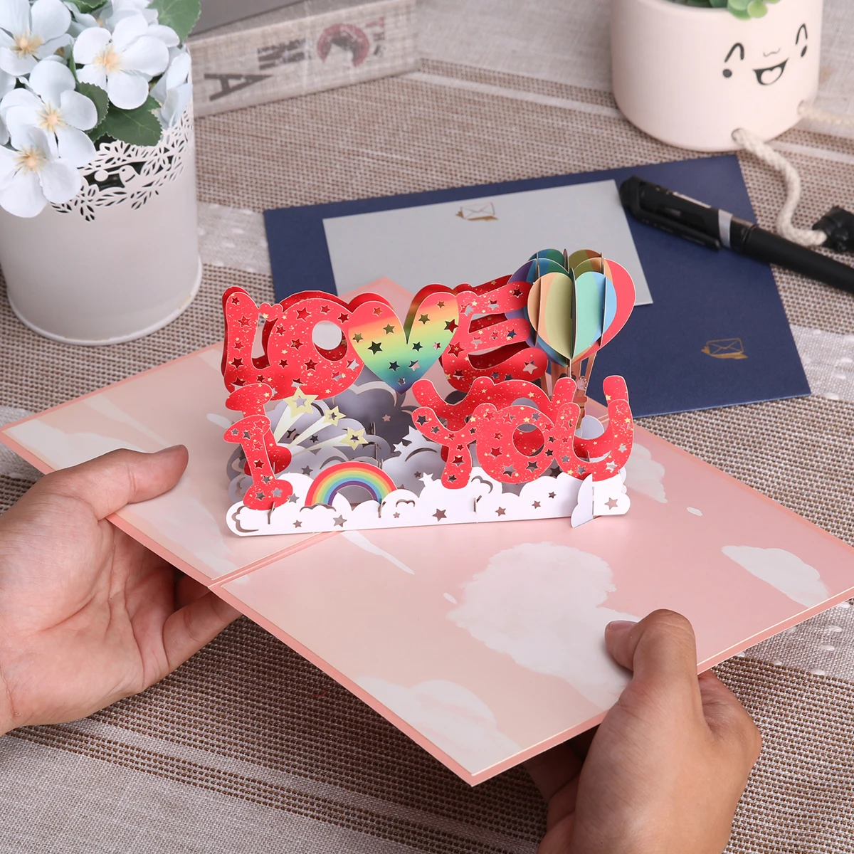 Biglietto Pop-Up Romantico Regalo D'Amore Per Le Coppie Del Marito Della Moglie Biglietti Di Auguri 3D Di San Valentino