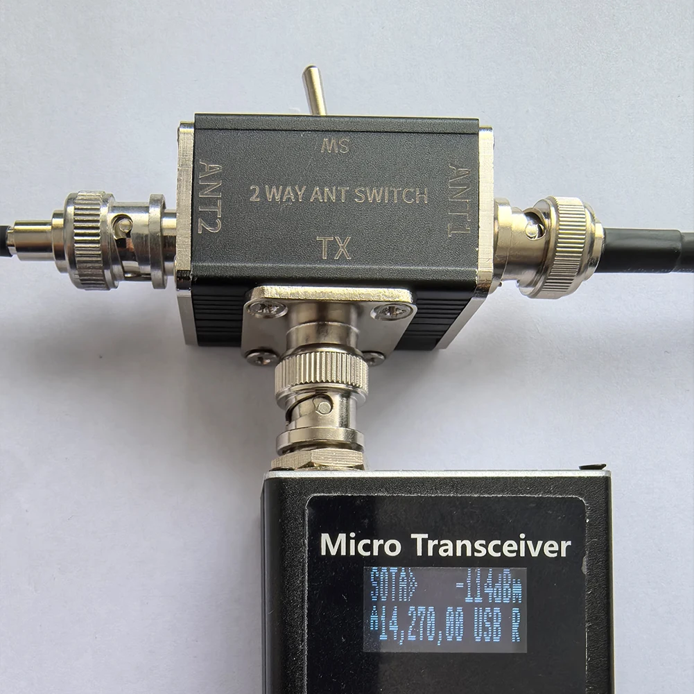 2 Way Rotary Switches SO239/BNC Connector 100W 0-50MHz Antenna Switches 1 Input & 2 Outputs with OFF/Ground Protection