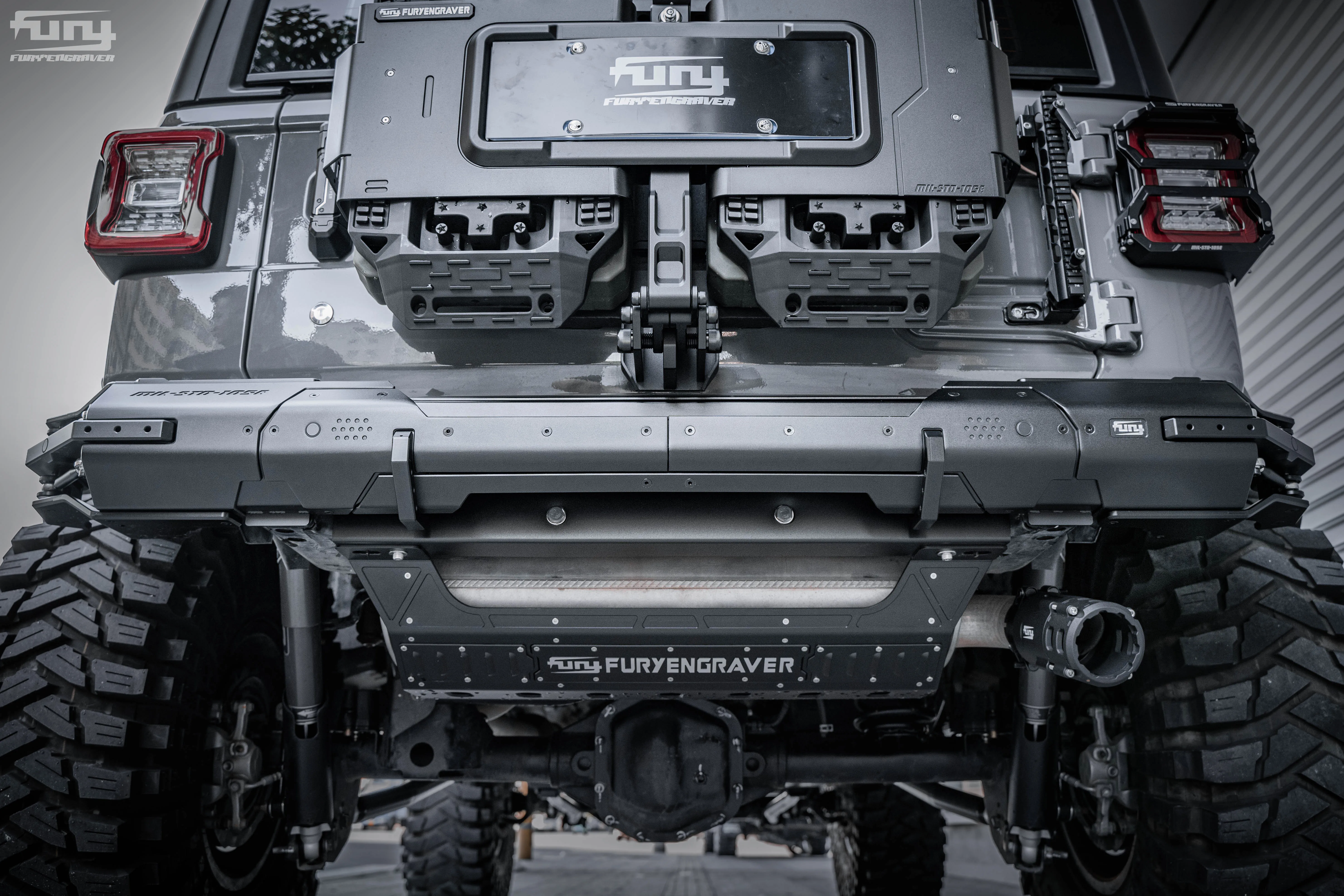 

Новый задний бампер для Jeep Wrangler JL 2018-2020 LANTSUN F2004