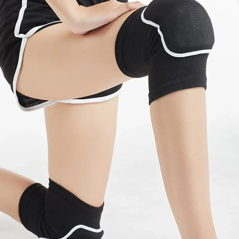 Thickened Sponge Knee Brace 1 Pair Sports Compression Knee Pads Elastic Protector Support For Dancing Workout Training