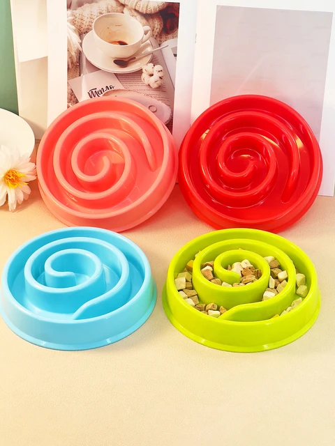 A pet lick slow food bowl spiral design choking bowl dog bowl cat food bowl pet food bowl cat food dog food bowl