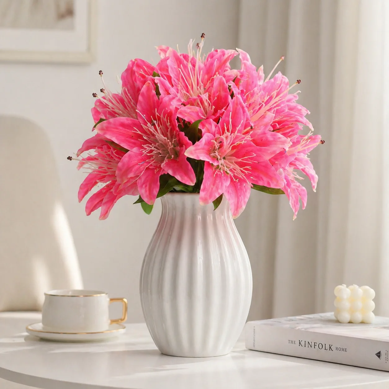 33 cm Künstlicher Lilienstrauß 3D-Gedruckte Realistische Lilien-Blumen für Wohnzimmer Schlafzimmer Arbeitszimmer Neujahr Heimdekoration