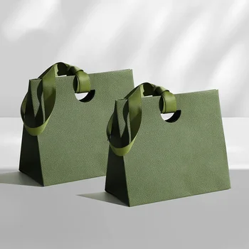 Sacchetti di stoffa per imballaggio di gioielli in carta Logo personalizzato Borse sfuse Beige Grigio Verde Borsa per souvenir Sacca per caramelle regalo per festa di nozze
