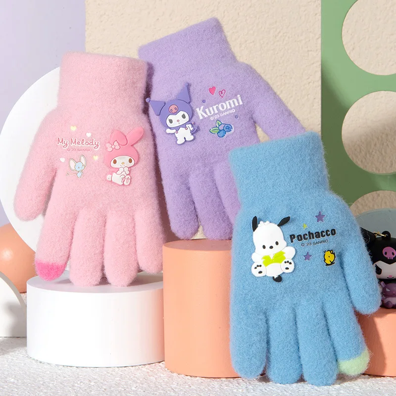 

Wholesale Kawaii Sanrio Plush Gloves Kuromi Warm Thickened Winter Children's Knitted Gloves My Melody Accessories Birthday Gifts