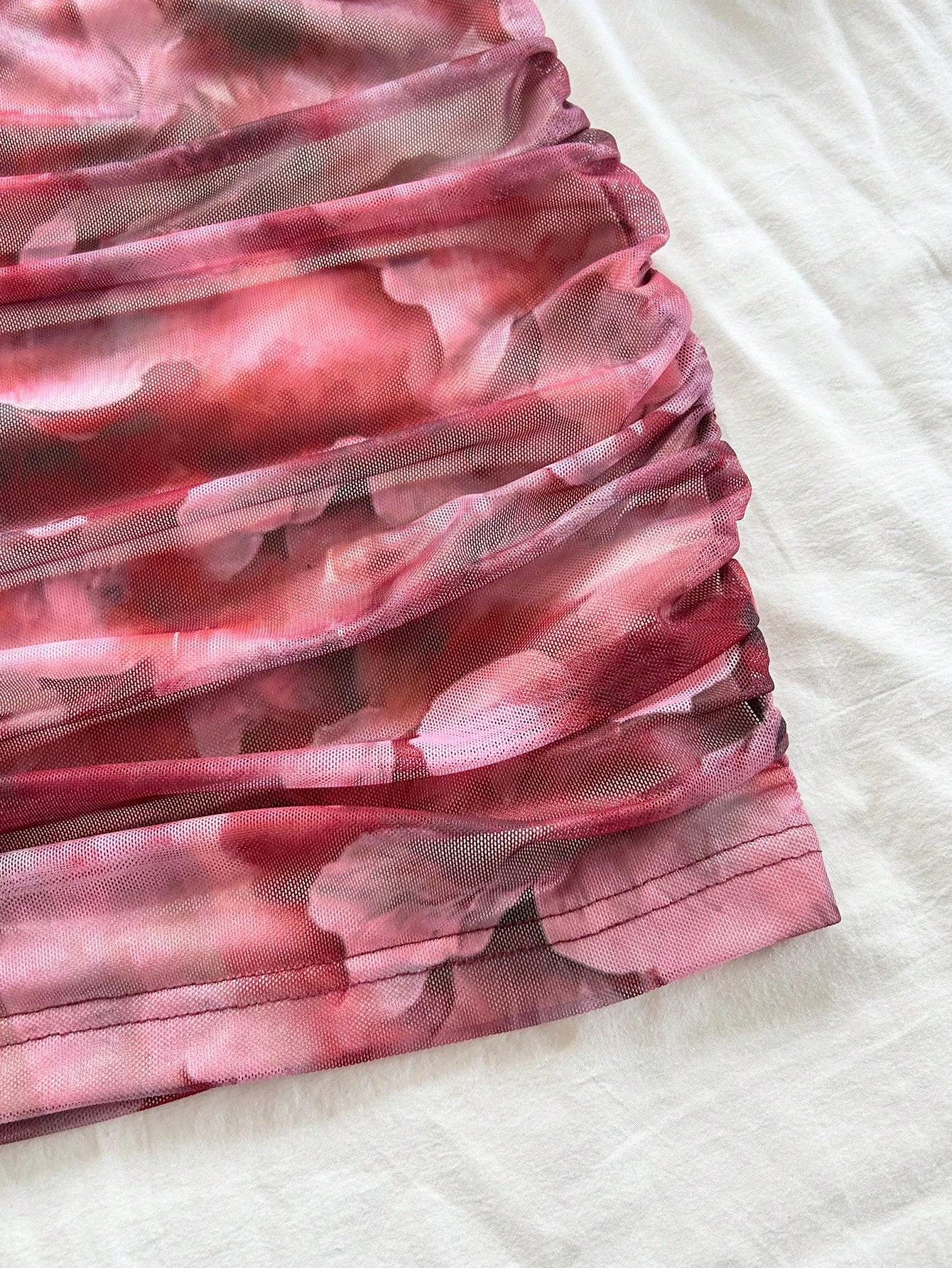 รูปสินค้า ชุดเซ็ตเสื้อกระโปรงลายดอก สวยหวานใส่ได้ทุกวัน