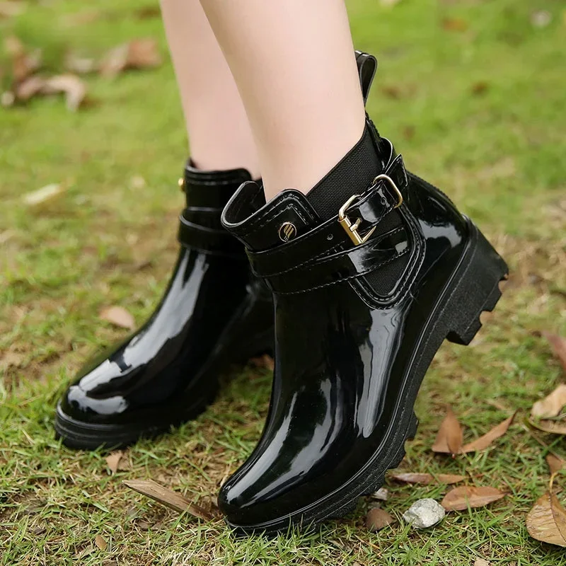 

Women Rain Boots Waterproof Women Boots Rubber Shoes Fashion Outdoor Casual Platform Rain Boots PVC Rain Shoes for Women Female