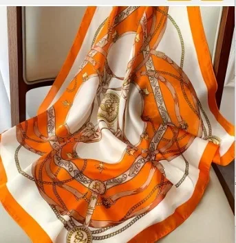 Orange iron chain round