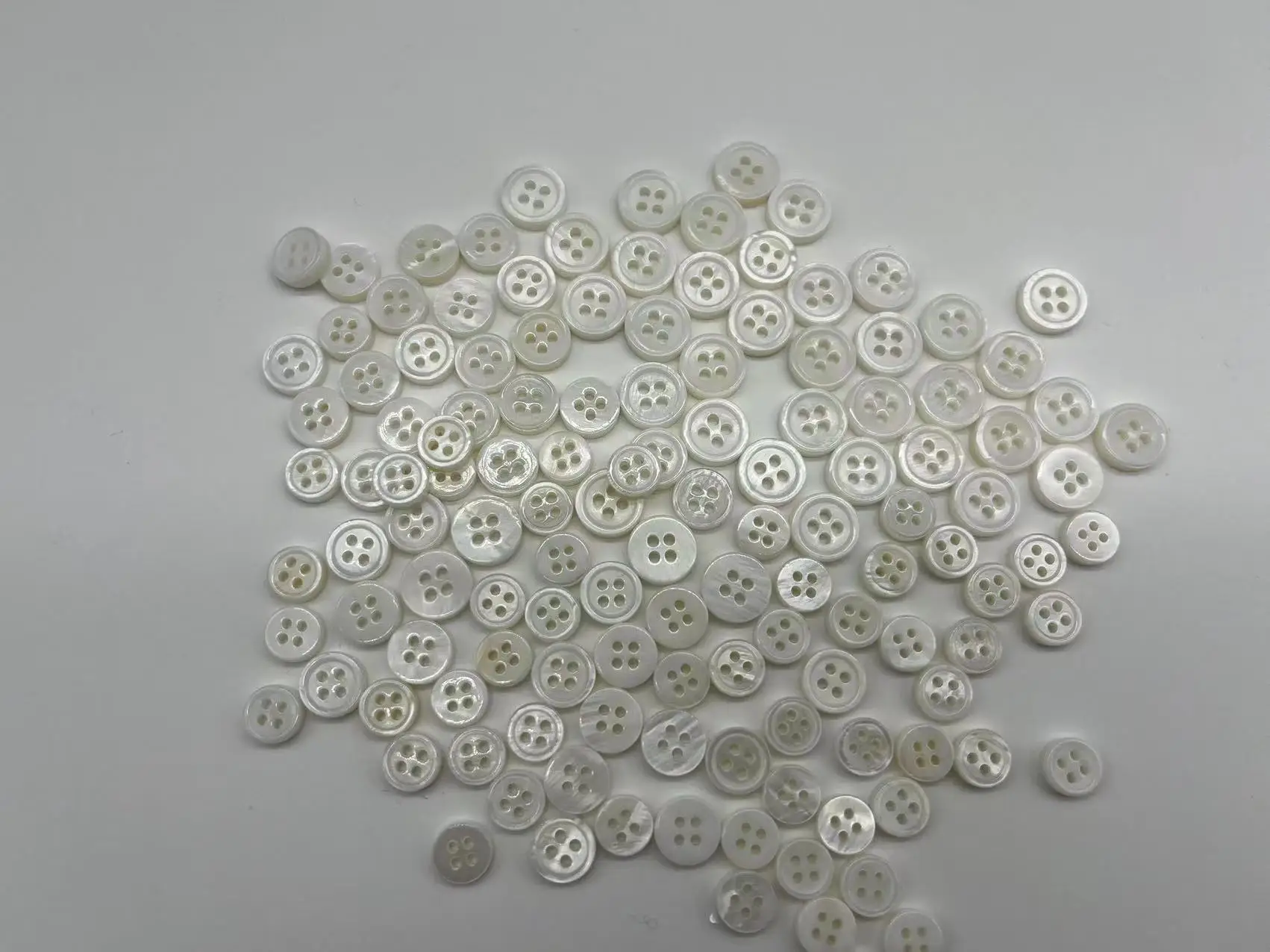 freeshipping 4 holes shell mother of pearl button 10mm  thick 3mm  double white  high quality for shirt  fashion blouse 100pcs 4