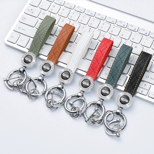 Wholesale Women Key chain Cute Keyrings for Women cheap genuine leather  keychain luxury bag keychains keychain bag holder From m.