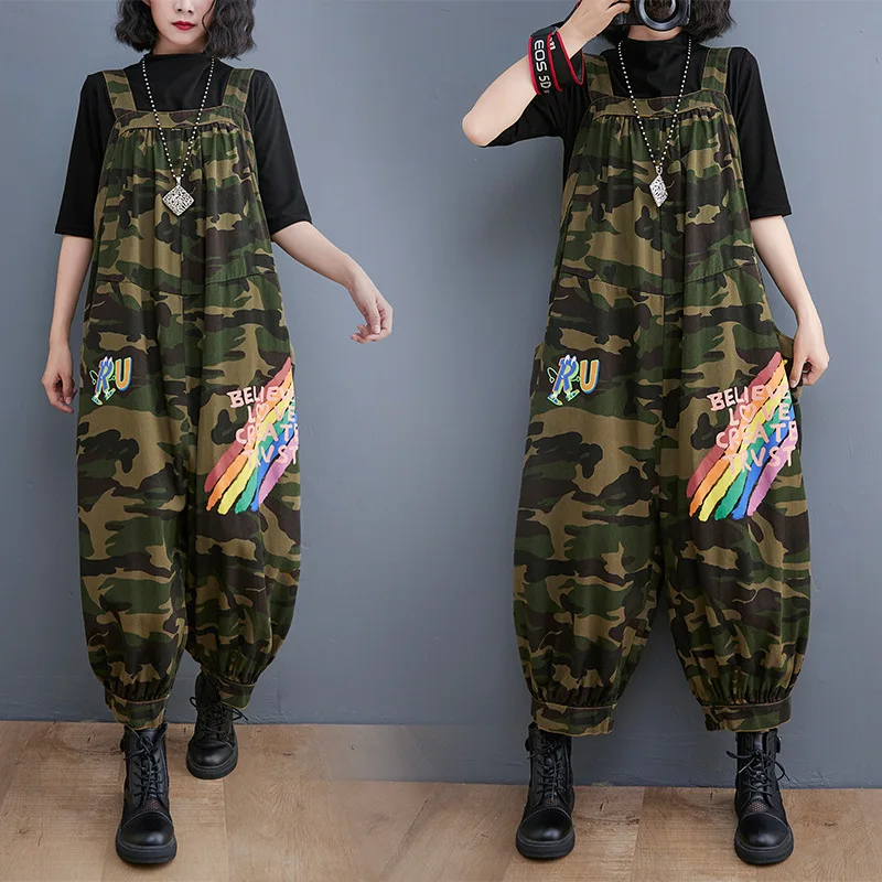 

2022 Camouflage Broad Feet Rainbow Graffiti Printed Summer Women's Jumpsuit Letter Multi-Pocket Overalls Streetwear Clothing Top