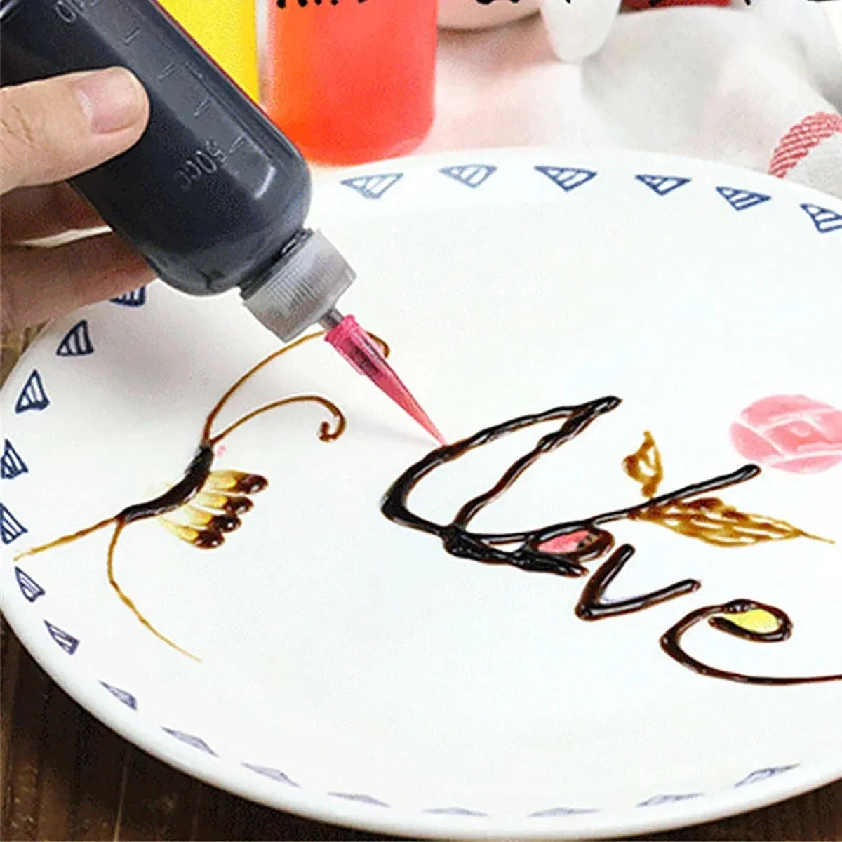 50ML Jam Painting Squeeze Bottles 7 Nozzles Cream Cake Decor For Baking Drawing Pastry Tools Kitchen Accessories Gadgets baking supplies cake icing nozzles baking nozzle set cake decorating nozzle set jam squeeze bottles cream jam squeeze bottles