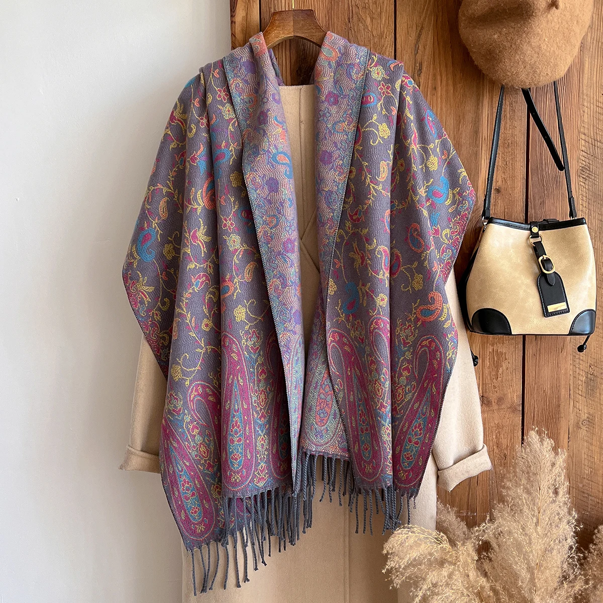 2025 Winter New National Style Tassel Blanket Paisley Design Thick Pashmina Warm Shawl Print Scarf Women Keep Warm Poncho Stoles